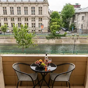  Appartamento Aiastay River